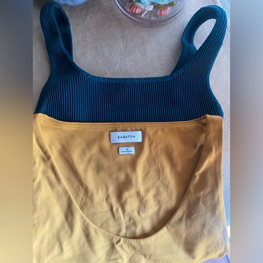 Babaton Ribbed Knit Tank Crop Top (Set of 2) Green & Yellow Sz Small